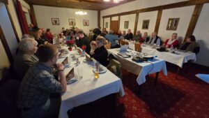 Schleswiger Funkamateure M13 und Z79 beim Grünkohlessen im Ruhekrug