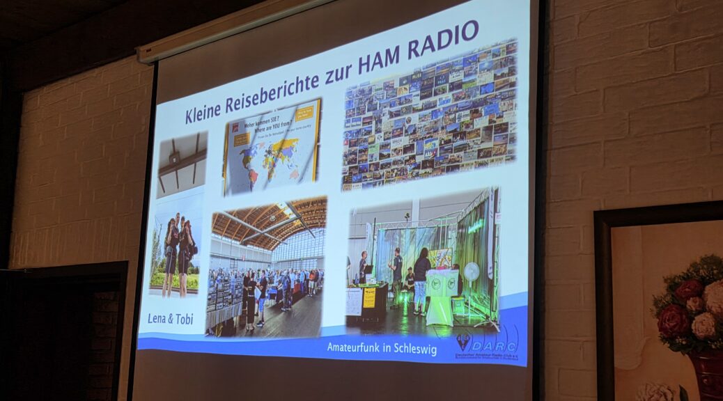 Folie auf Beamerleinwand mit Bildern der HAM RADIO 2026